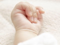 属鼠  女宝宝量身配置名字  何姓【湖北省十堰市人】